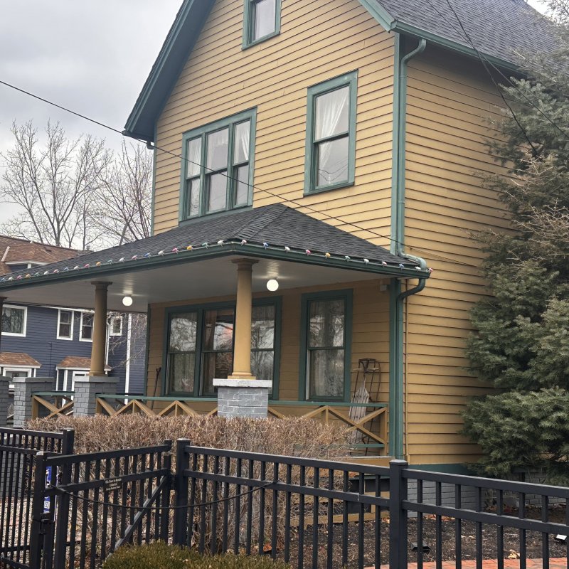 But 1st a stop pre at The Christmas Story House!!